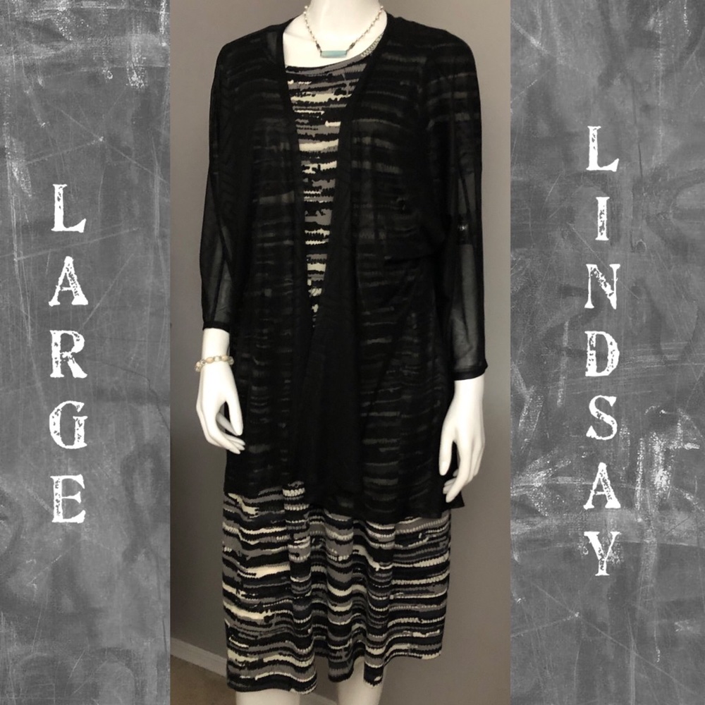 LuLaRoe NWT Large Black Lindsay Kimono Cover Up